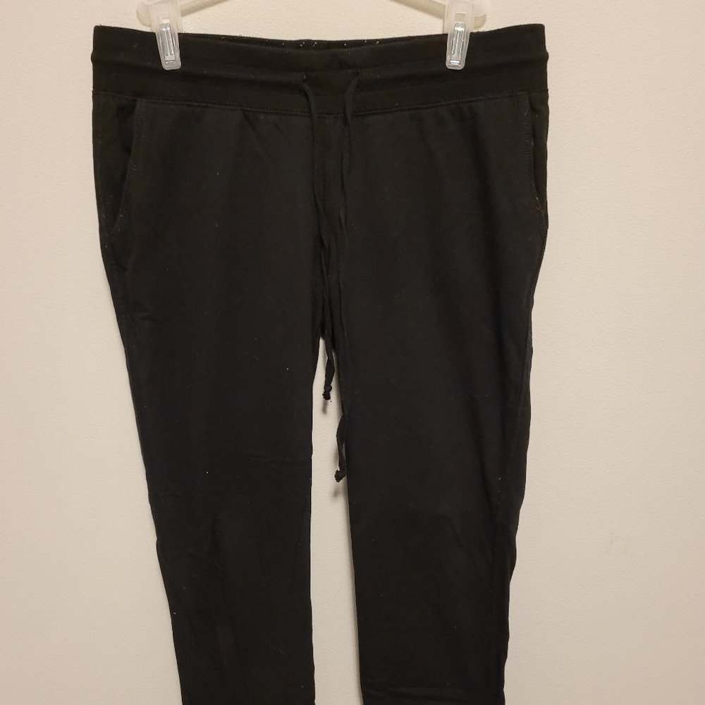 Full Tilt Essential Solid Fleece Jogger Pants